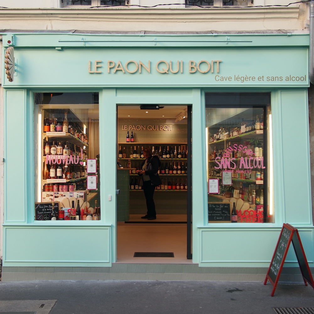 Le Paon Qui Boit – rive gauche Le Paon Qui Boit